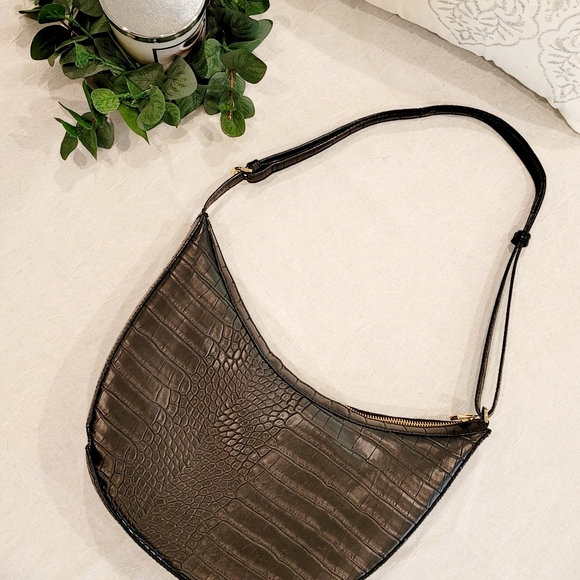 Purse - Picture 4 of 8